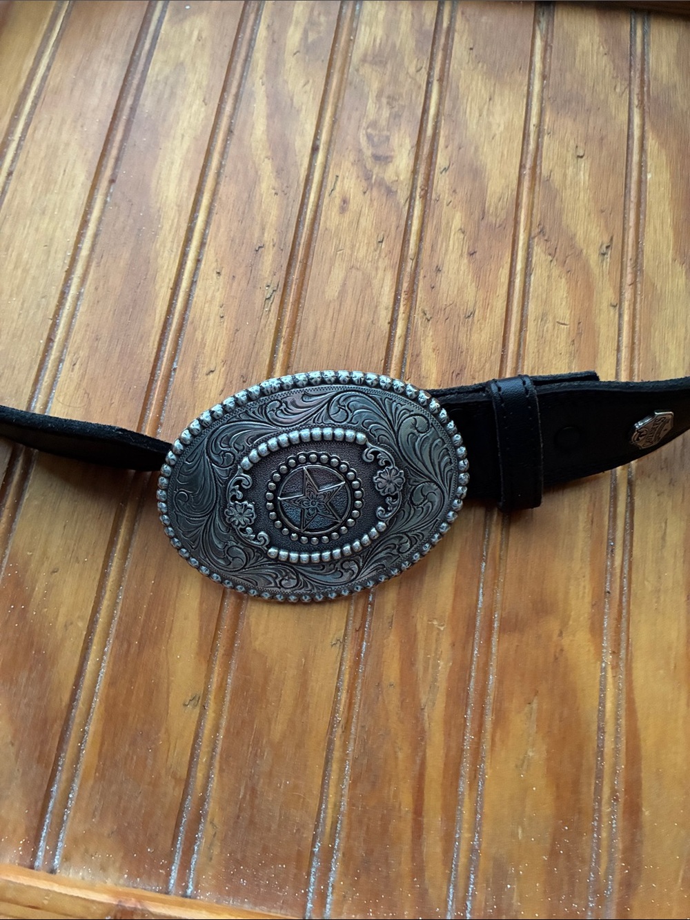 Western Oval Silver Buckle Black Leather Belt - Men